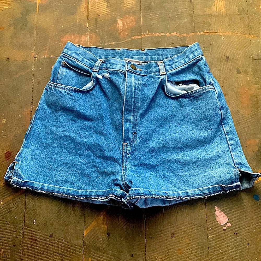 This is from shades. It is a size 10 in womens and it blue Jean shorts